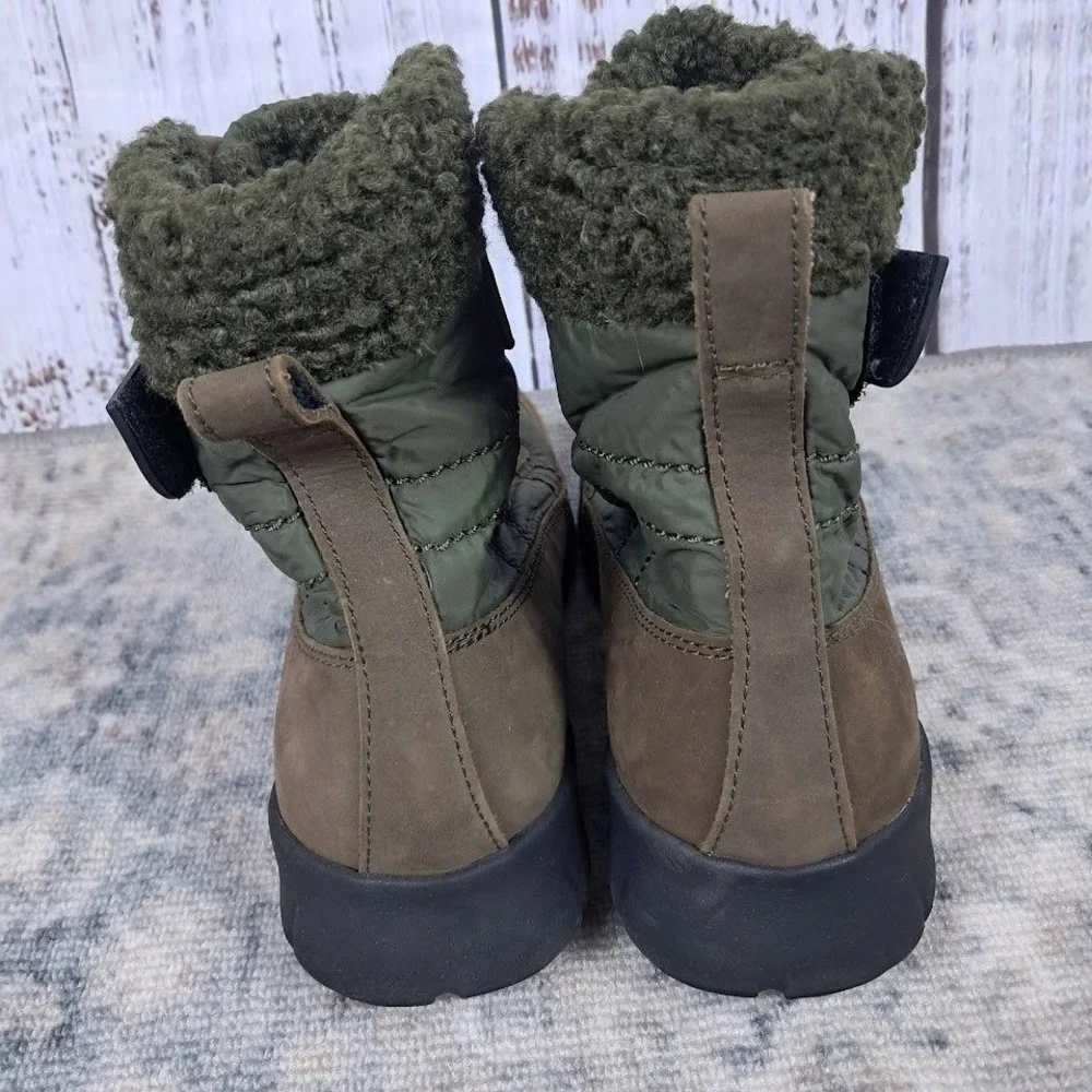 OTBT Womens 7.5 Pioneer Boots Suede & Olive Green Quilted‎ Upper Faux Fur Lined
